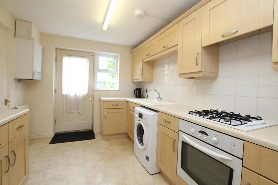 4 bedroom terraced house for rent