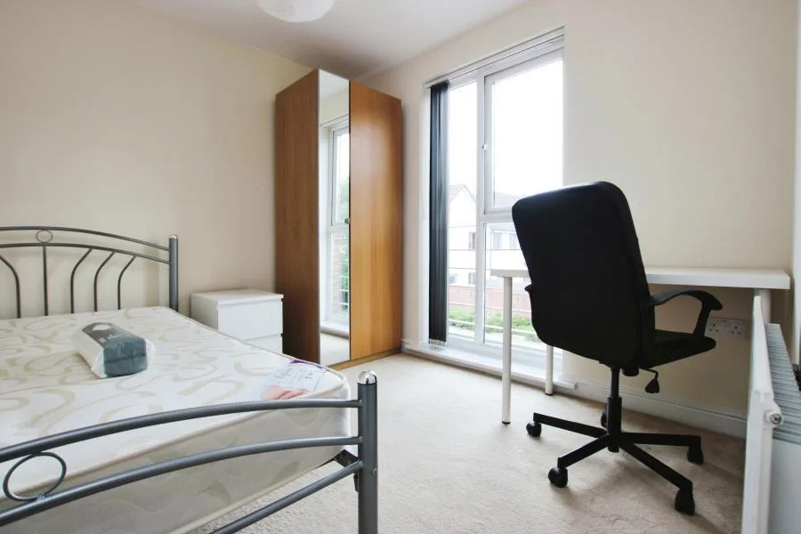 6 bedroom terraced house for rent