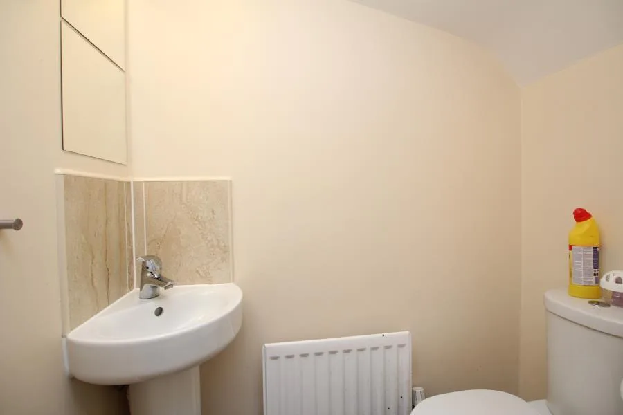 6 bedroom terraced house for rent