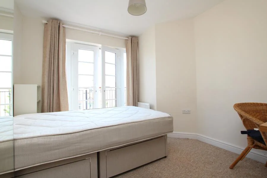 6 bedroom terraced house for rent