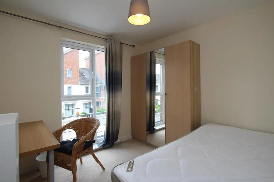 6 bedroom terraced house for rent