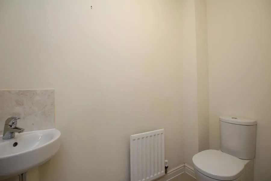 6 bedroom town house for rent