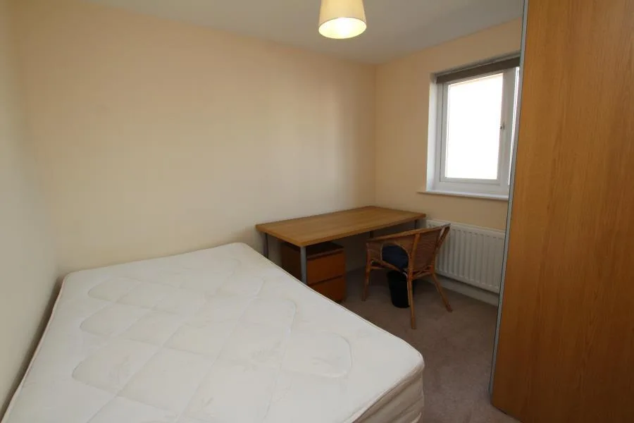 6 bedroom terraced house for rent