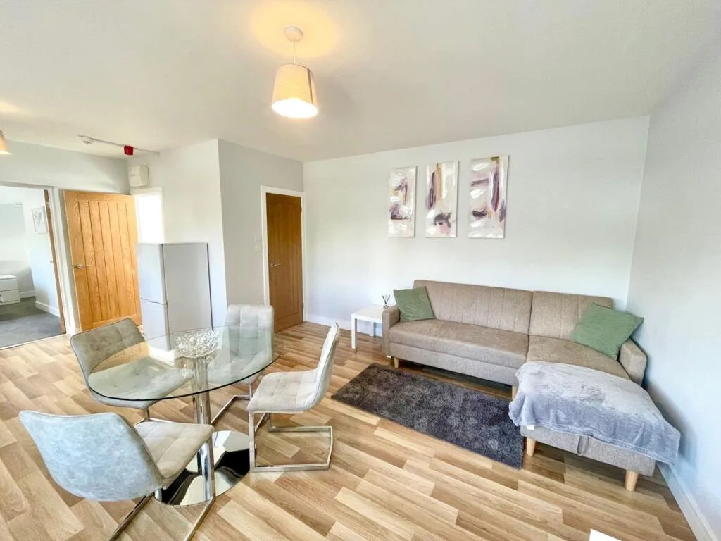 2 bedroom flat for rent