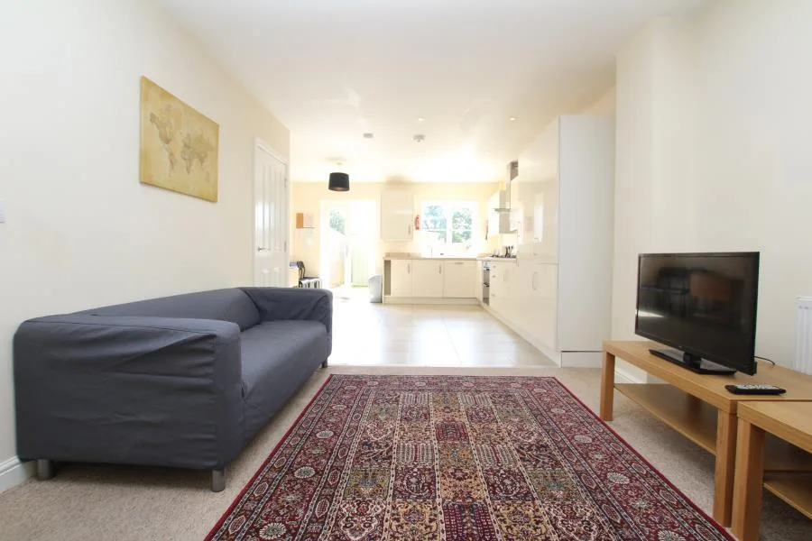 7 bedroom terraced house for rent