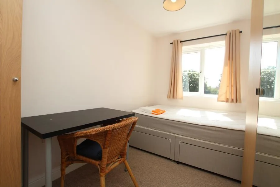 7 bedroom terraced house for rent