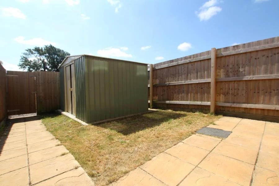 7 bedroom terraced house for rent