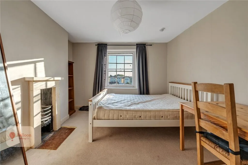 6 bedroom terraced house for rent
