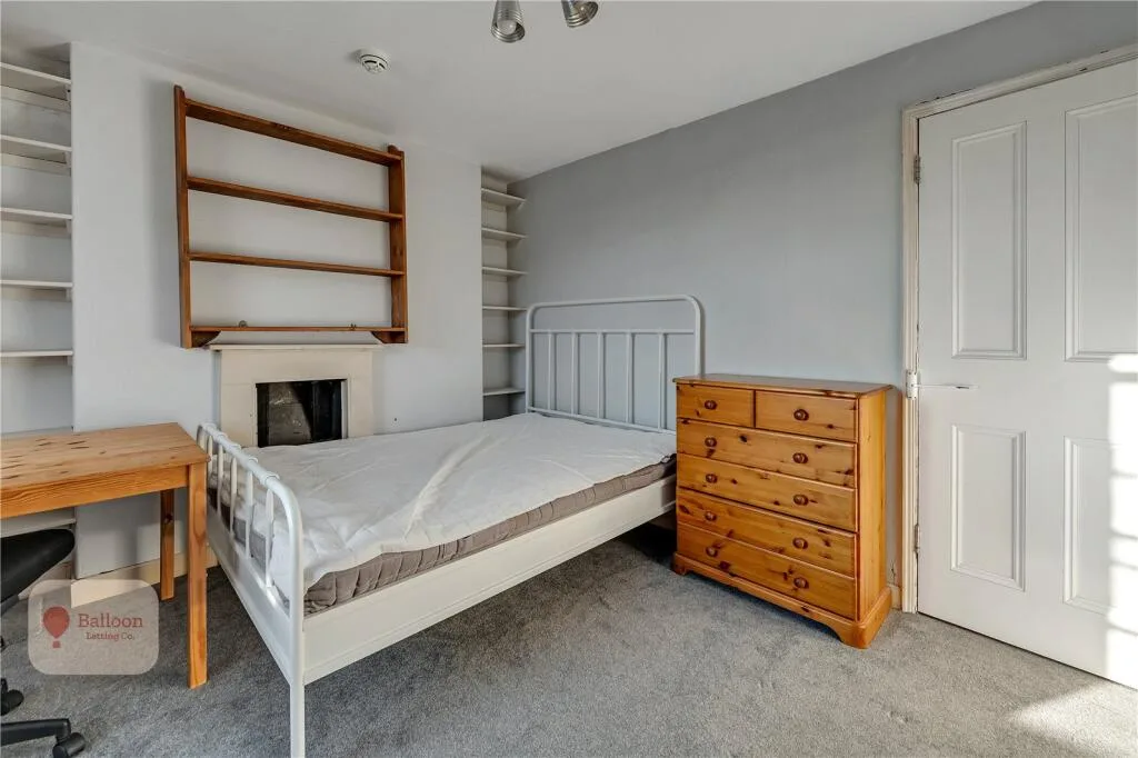 6 bedroom terraced house for rent