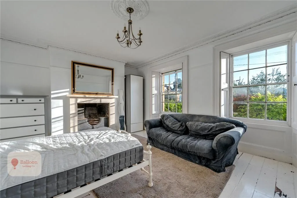 6 bedroom terraced house for rent