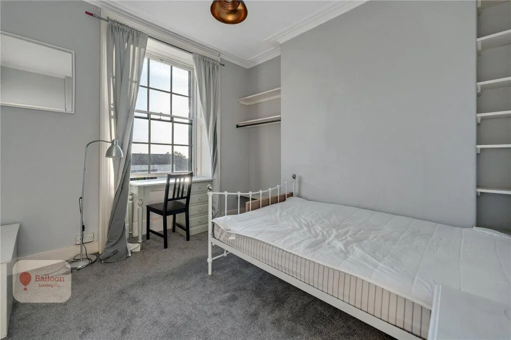 6 bedroom terraced house for rent