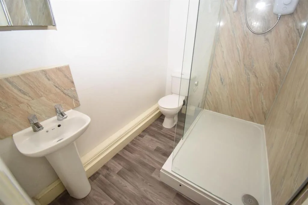 4 bedroom apartment for rent
