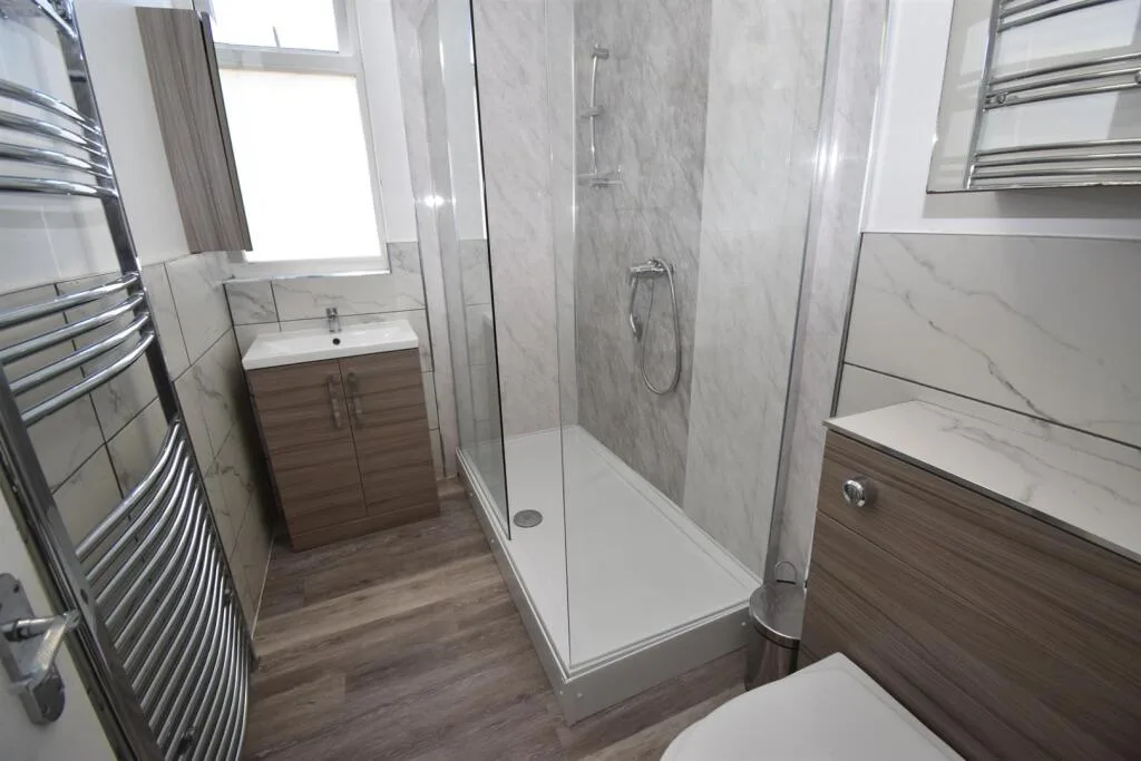4 bedroom apartment for rent