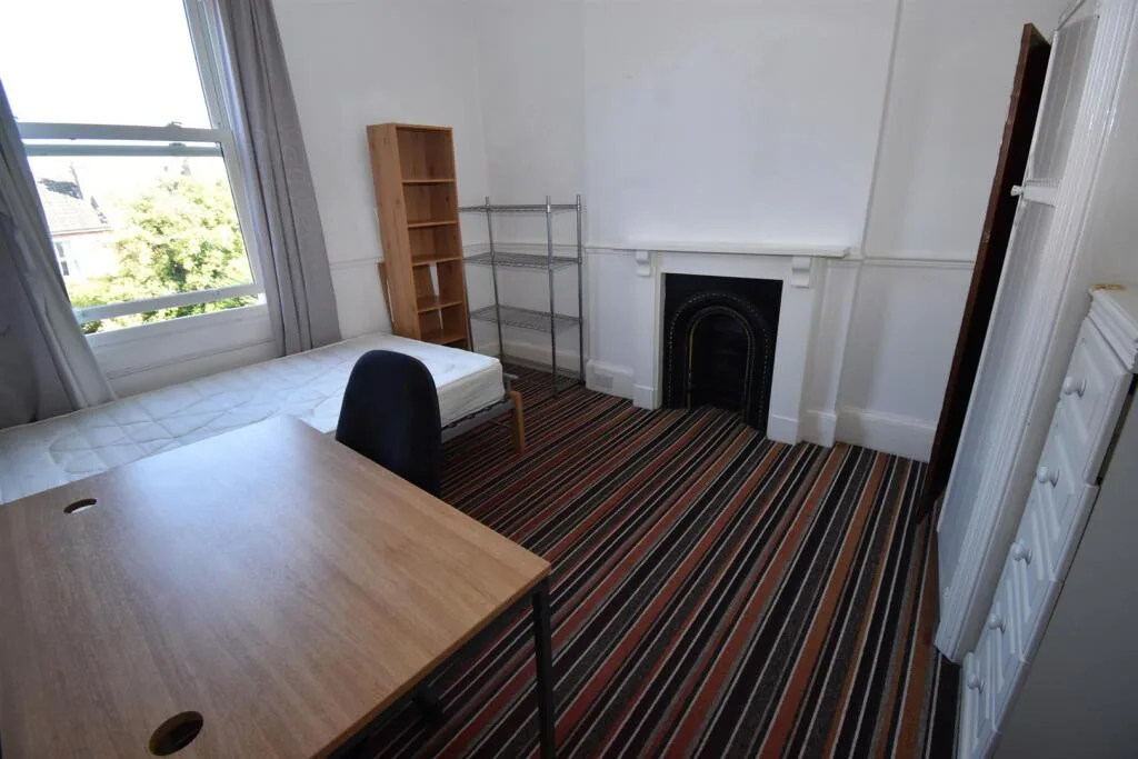 4 bedroom apartment for rent