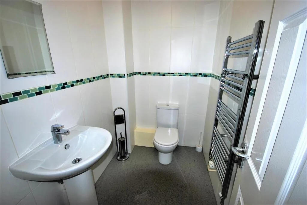 5 bedroom apartment for rent