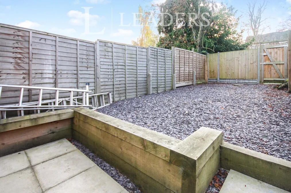 1 bedroom semi-detached house for rent