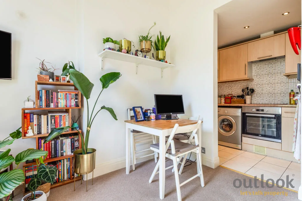 1 bedroom flat for rent