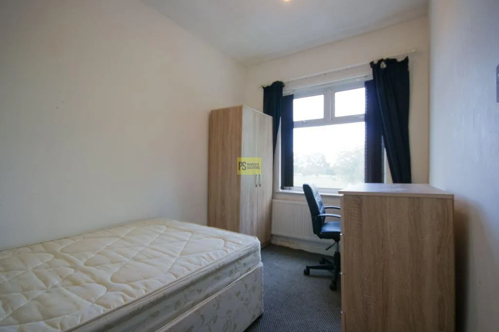 4 bedroom terraced house for rent