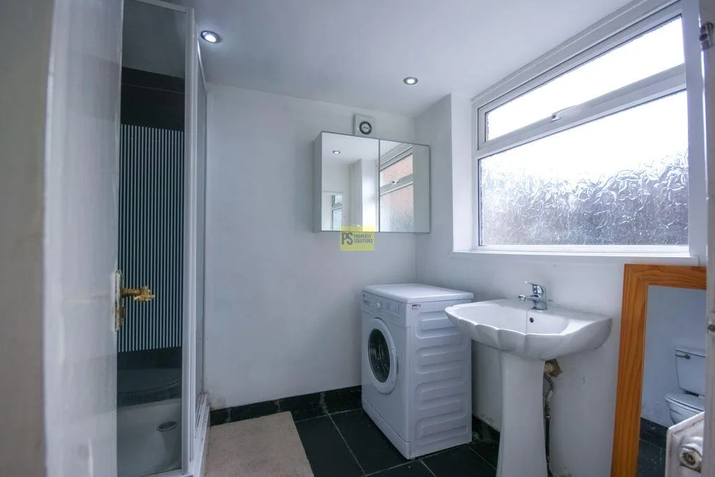 4 bedroom terraced house for rent