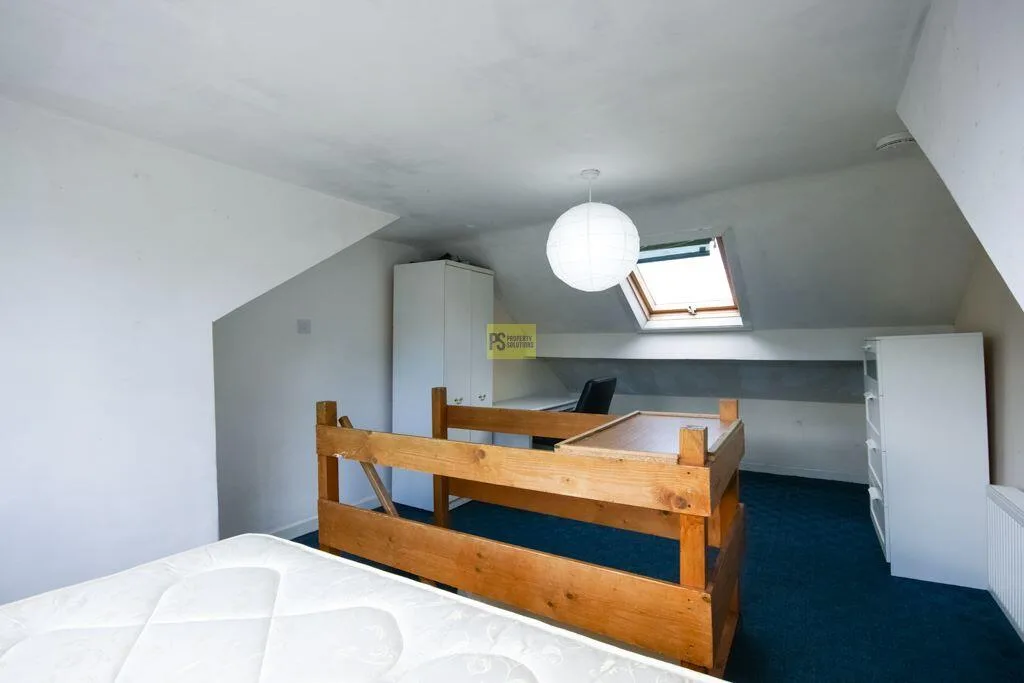 4 bedroom terraced house for rent