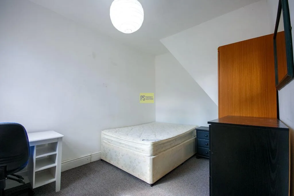 4 bedroom terraced house for rent