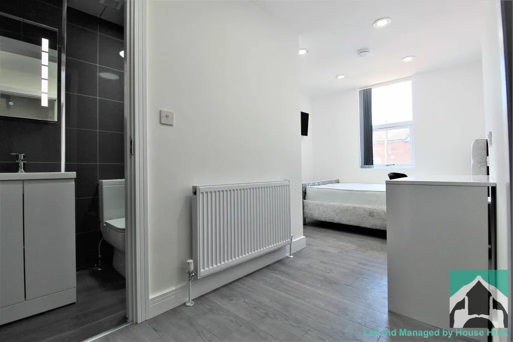 9 bedroom house for rent