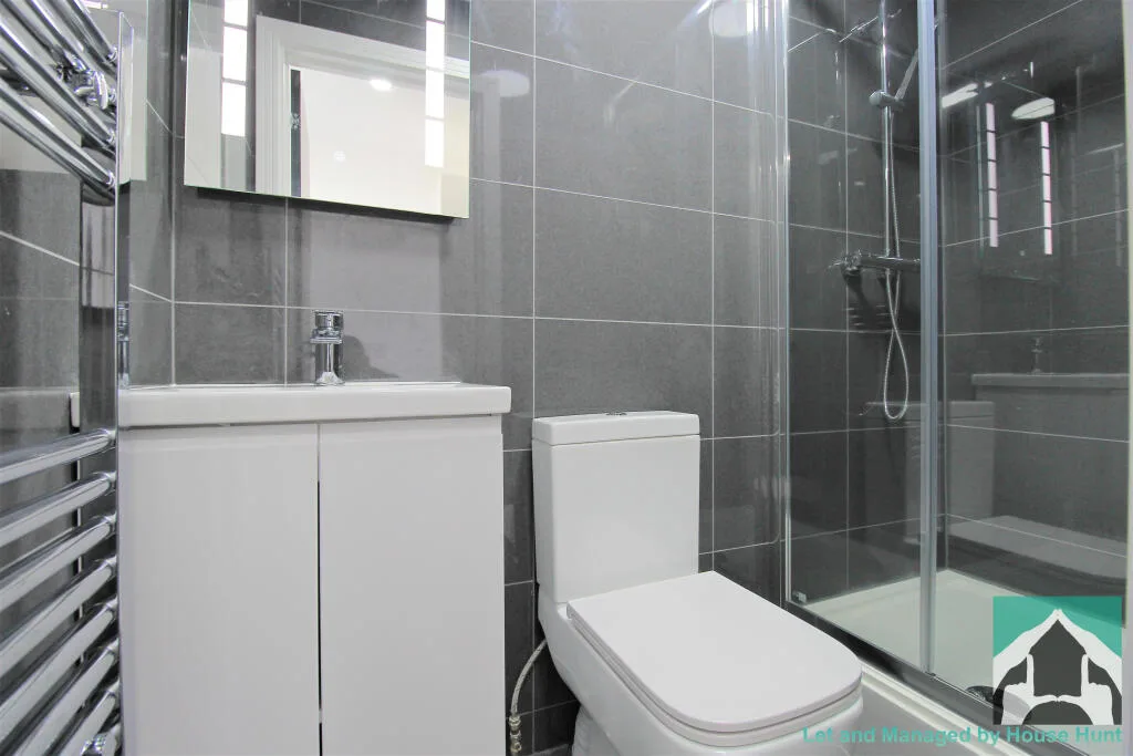 9 bedroom house for rent