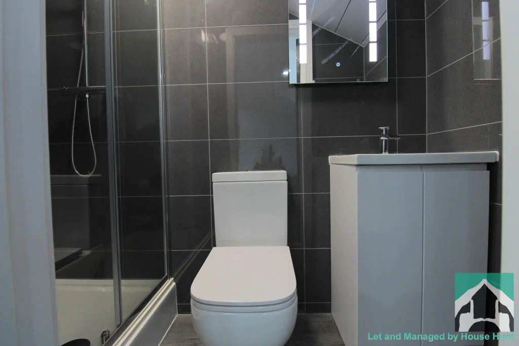 9 bedroom house for rent