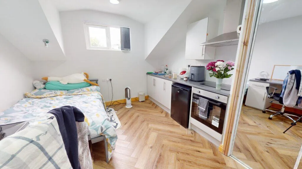 5 bedroom house for rent