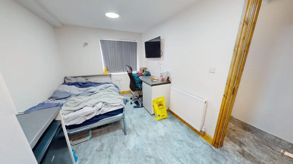 5 bedroom house for rent