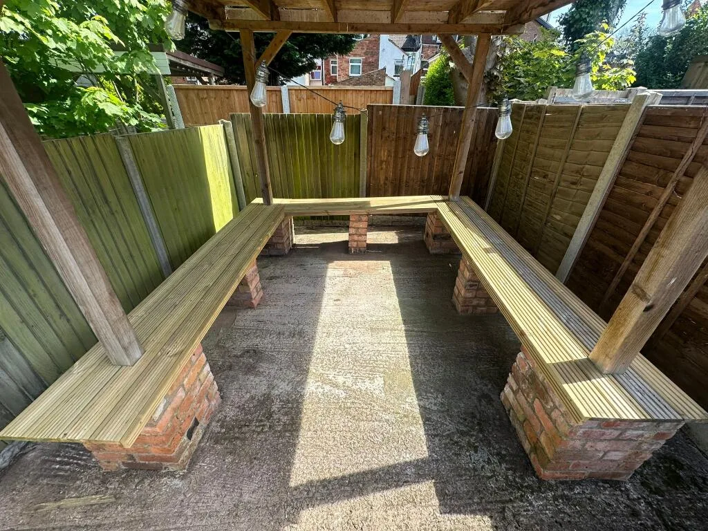 6 bedroom house for rent