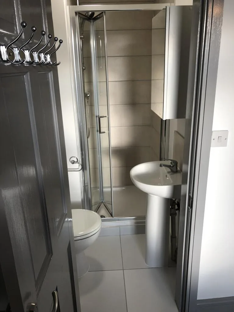 5 bedroom house for rent