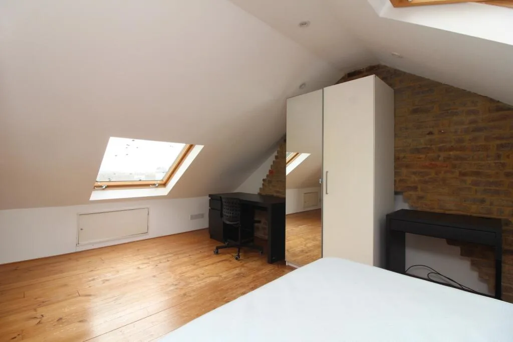 3 bedroom maisonette for rent