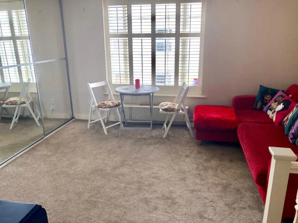 Studio flat for rent