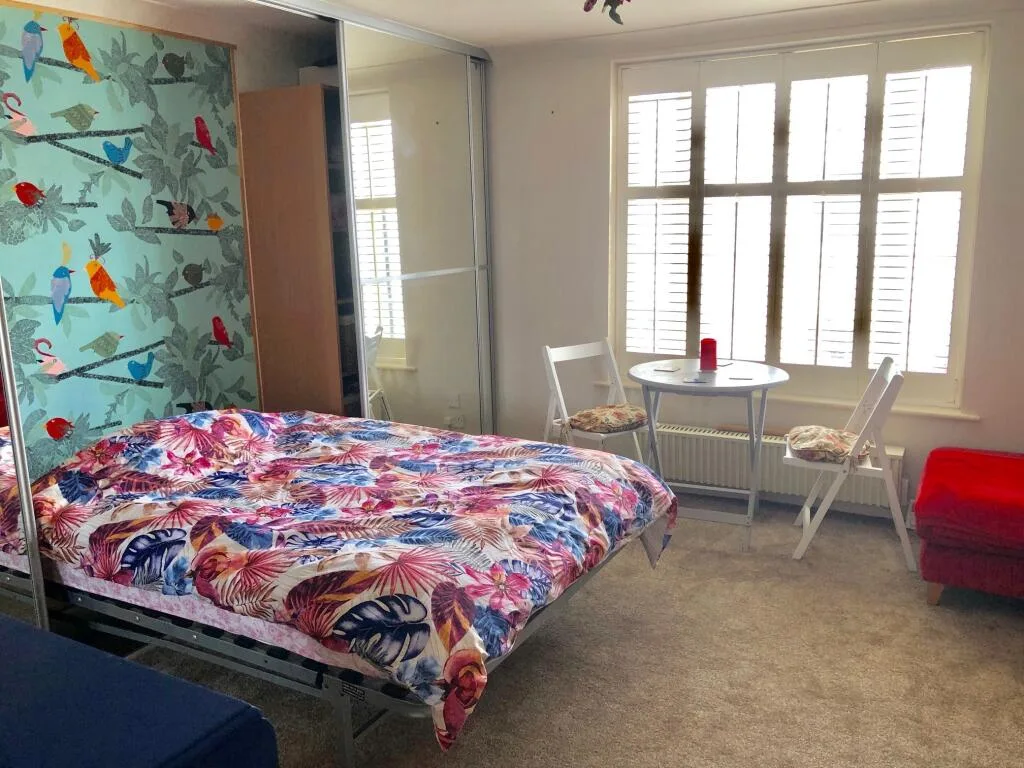 Studio flat for rent