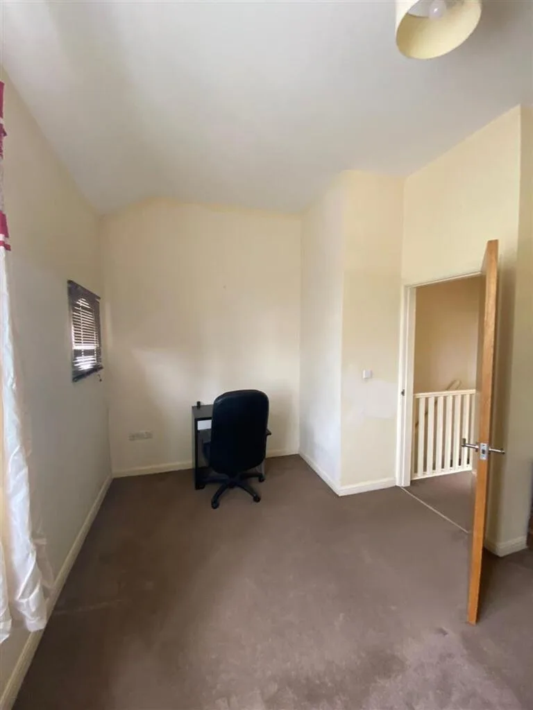 2 bedroom cottage for rent
