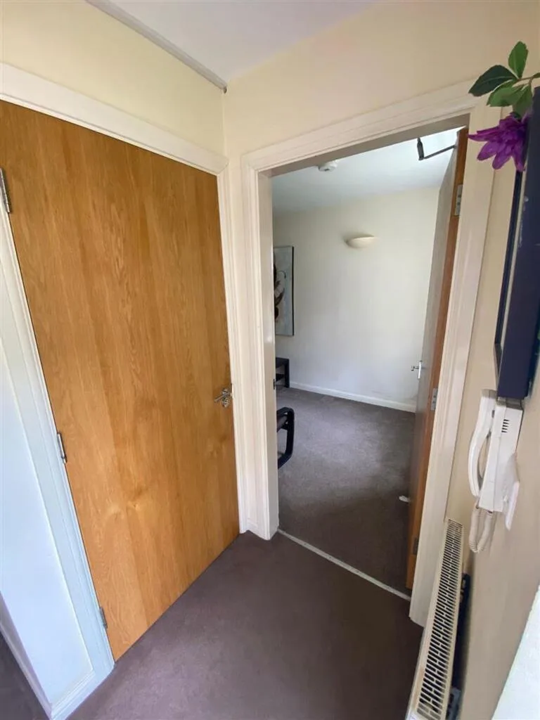 2 bedroom cottage for rent