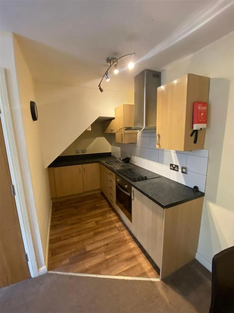 2 bedroom cottage for rent