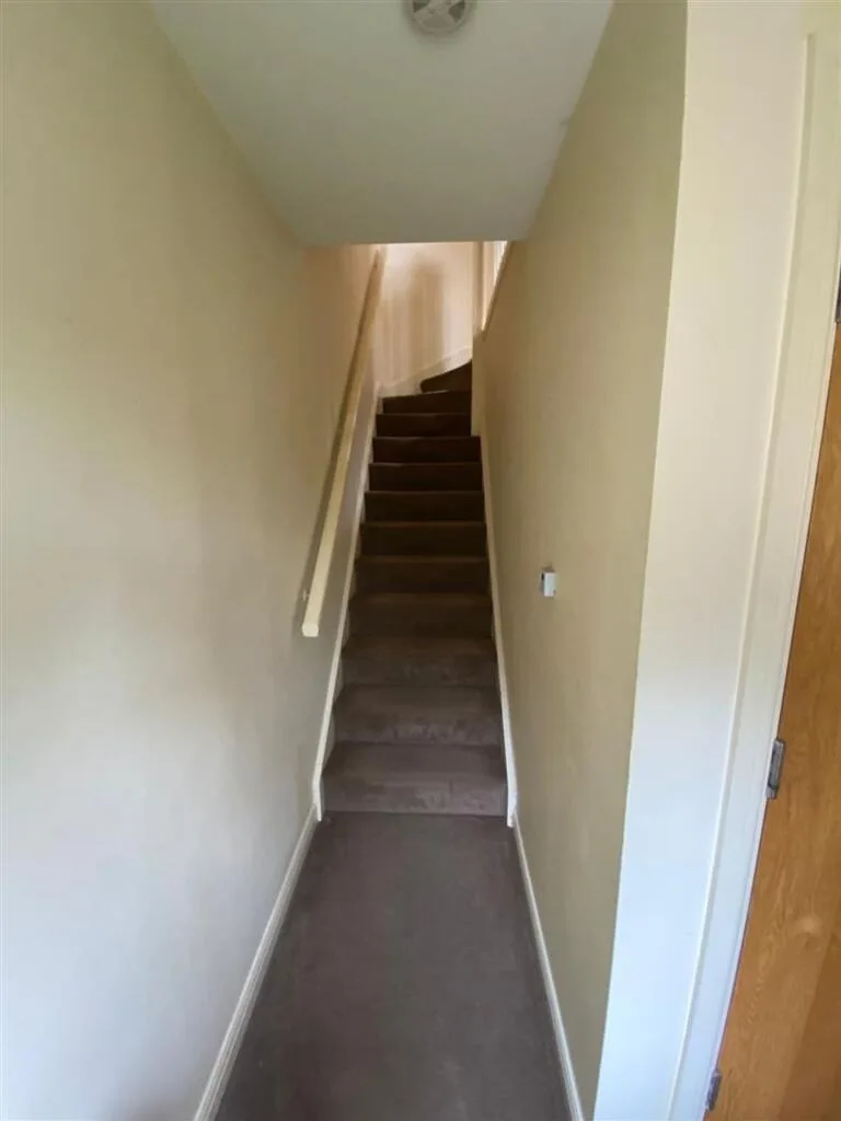 2 bedroom cottage for rent