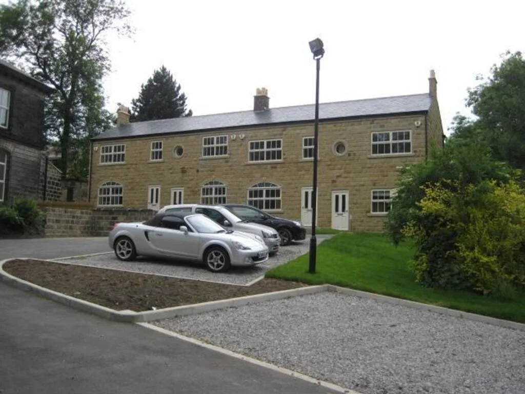 2 bedroom cottage for rent