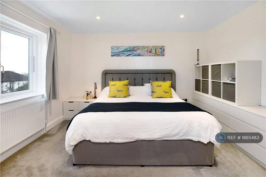 6 bedroom detached house for rent