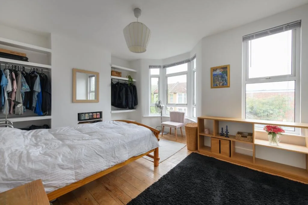 3 bedroom end of terrace house for rent