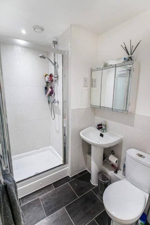 3 bedroom apartment for rent