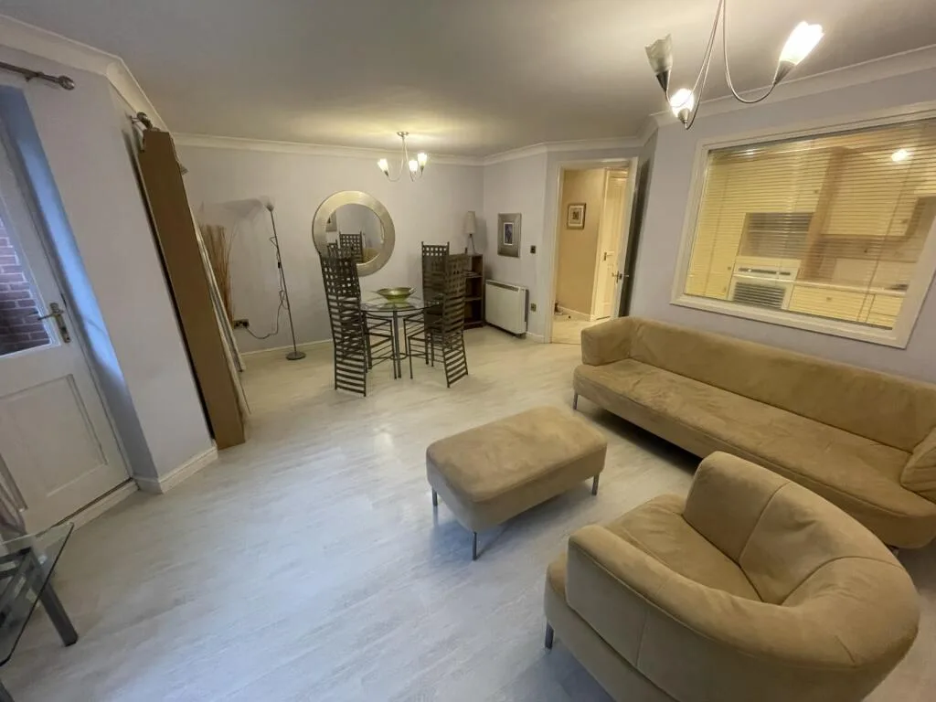 2 bedroom flat for rent