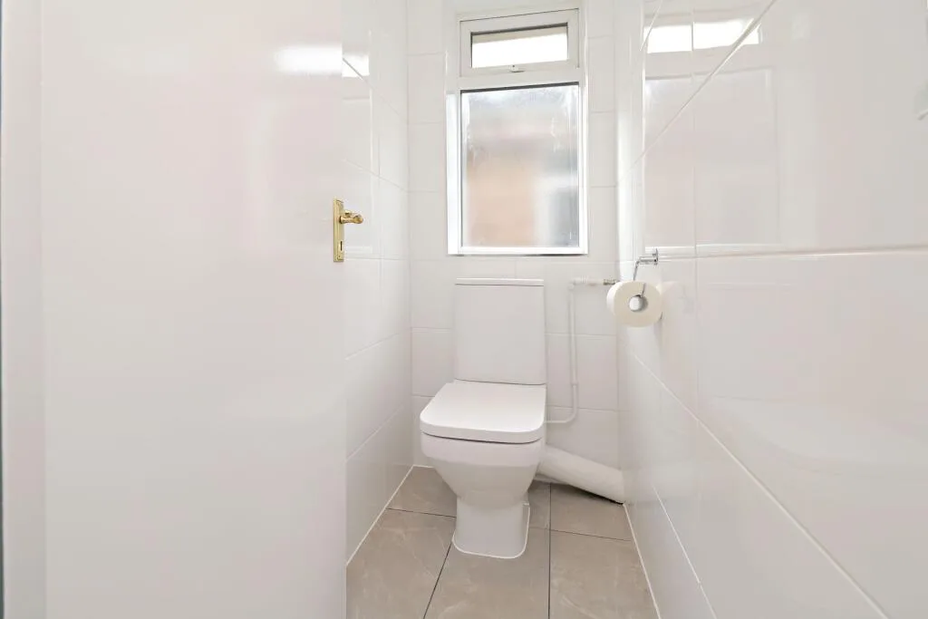 2 bedroom maisonette for rent