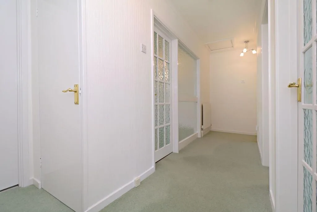 2 bedroom maisonette for rent