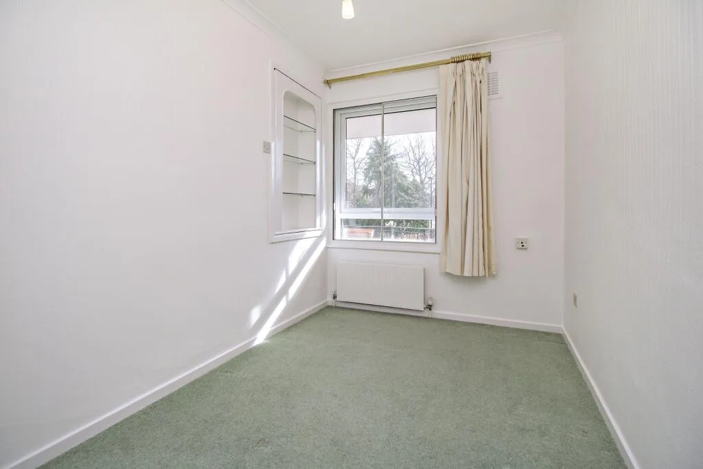 2 bedroom maisonette for rent