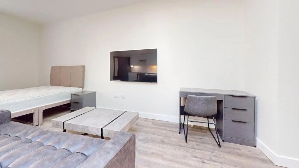 Studio flat for rent