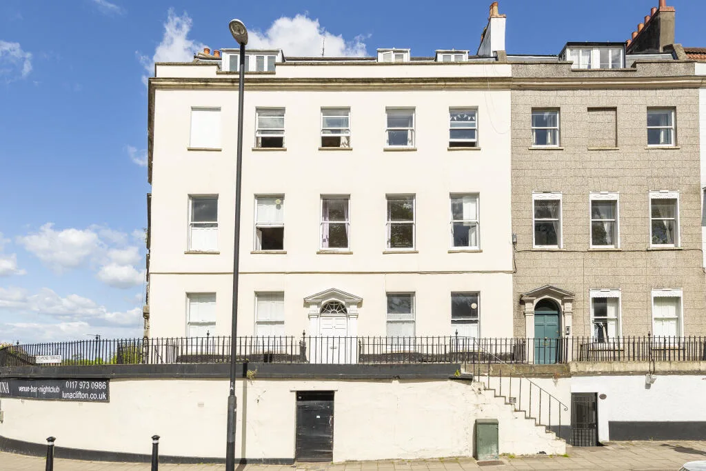 4 bedroom apartment for rent