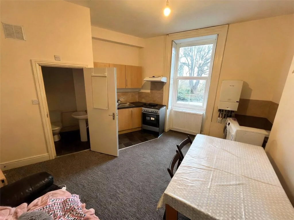 4 bedroom apartment for rent